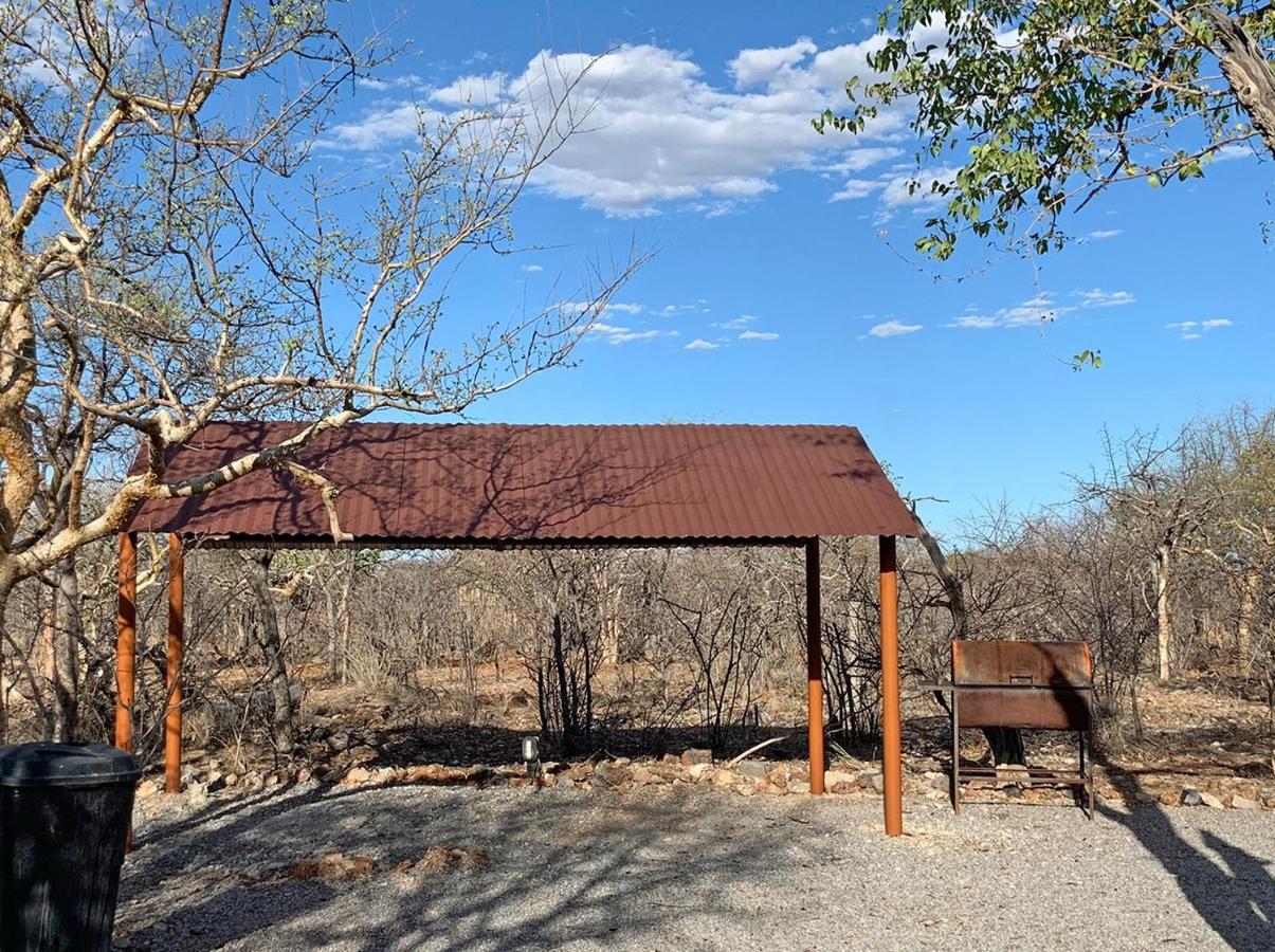 Etosha Village Campsite Okaukuejo Εξωτερικό φωτογραφία
