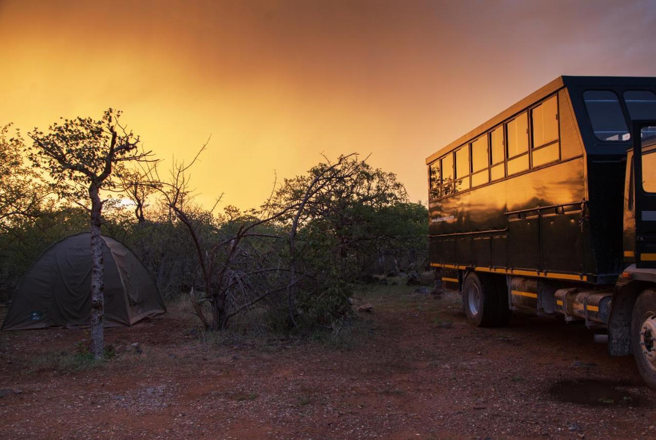 Etosha Village Campsite Okaukuejo Εξωτερικό φωτογραφία